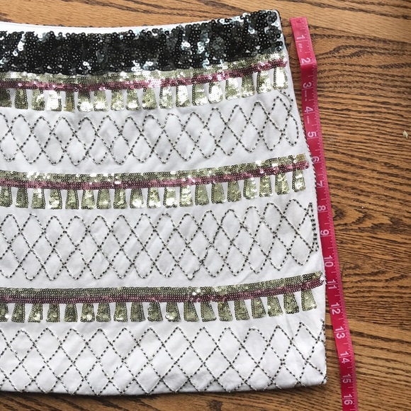 Freeway Sequin Mini Skirt - Picture 6 of 6